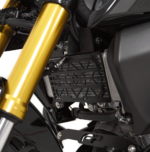PROTECTOR RADIADOR NEGRO YAMAHA MT15 - Imagen 2